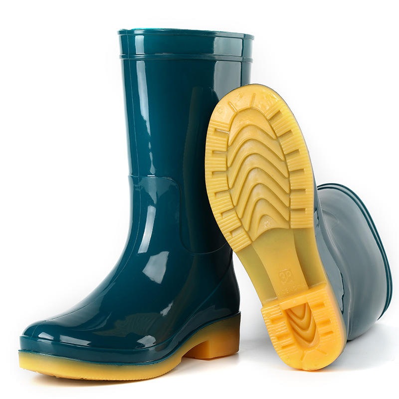 Sepatu Bot Hujan Wanita Ujung Bulat PVC